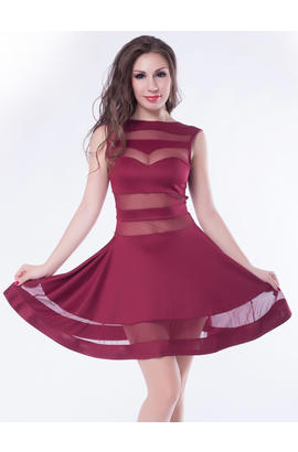 Mini-robe rouge alternée à ligne a sans manches