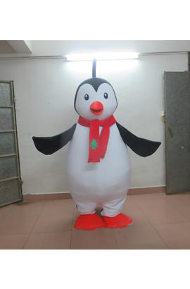Costume mascotte de pingouin mimi avec écharpe rouge