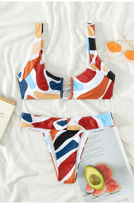 Haut et bas de bikini à motifs géométriques colorés