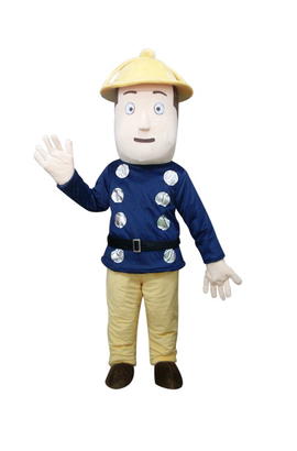 Un costume de mascotte humain de pompier avec uniforme bleu